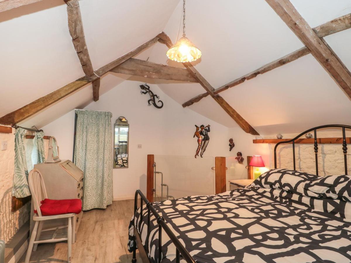 The Coach House Villa Somerton  Bagian luar foto