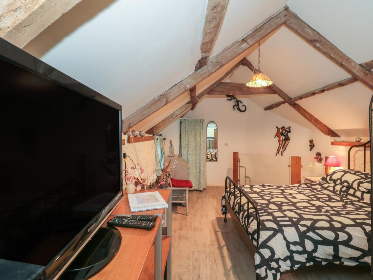 The Coach House Villa Somerton  Bagian luar foto